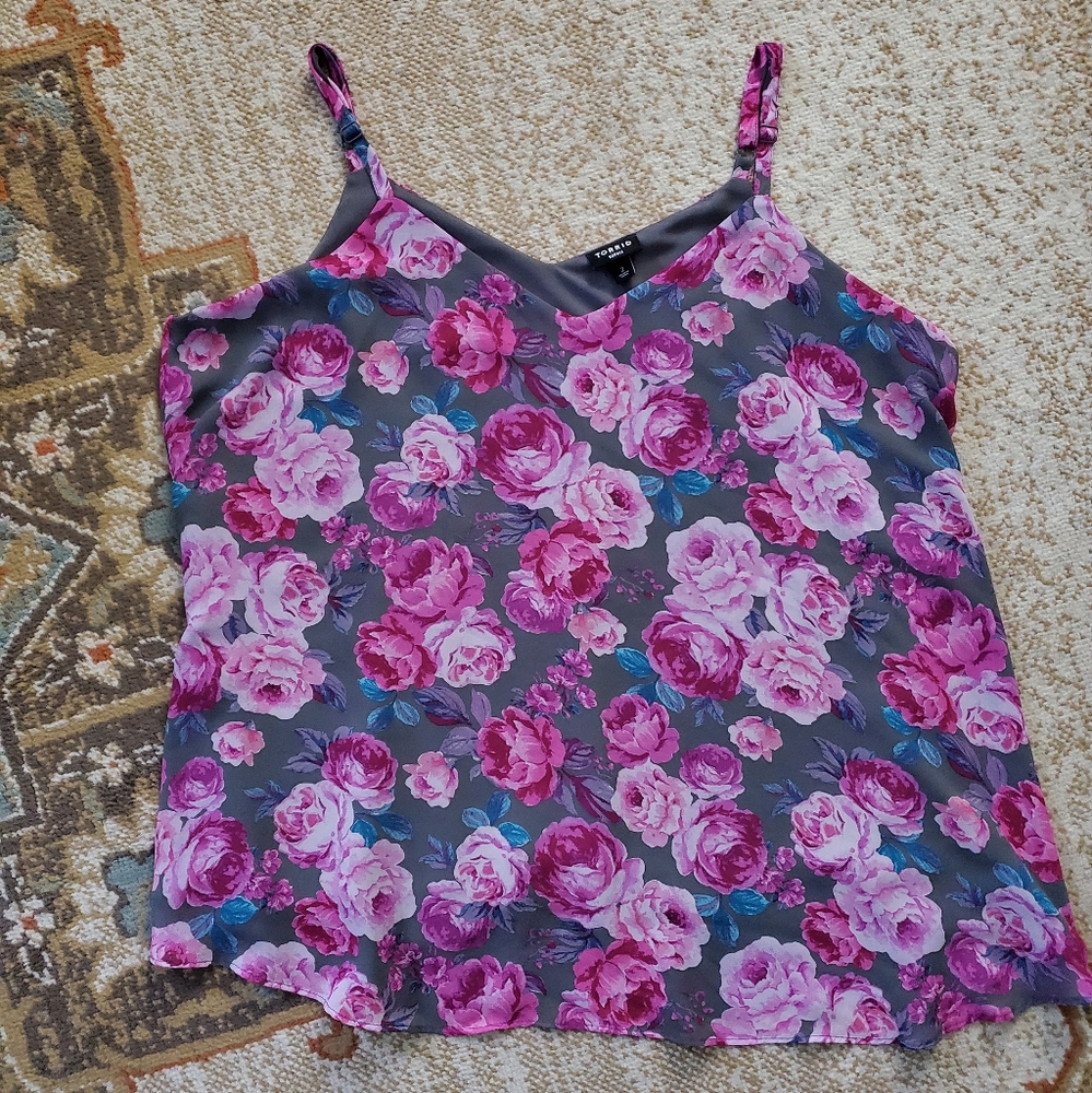 TORRID Sophie Chiffon Lined Grey Floral Swing Cami 2 - Picture 10 of 11